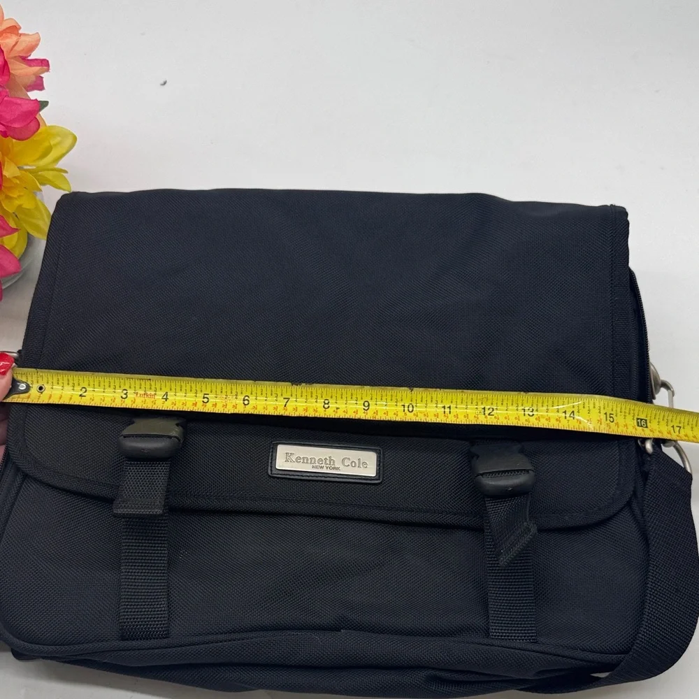 Kenneth Cole Black Men's Messenger Bag with Leather Handle TOT9209